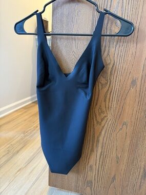 Skims unlined plunge thong bodysuit